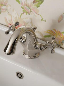 JAMES - Countertop 1 hole washbasin tap with automatic pop-up waste by Park Avenue - view 3